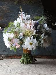 Flowers Why You Should Choose Seasonal And English Flowers For Your Wedding Flower Bouquet Wedding Flowers Bouquet Flowers Uk