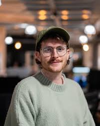 About Smaller Earth Group