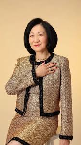 港大美女」葉劉淑儀預告現身ComplexCon！細數姐姐政界女強人名媛 ...