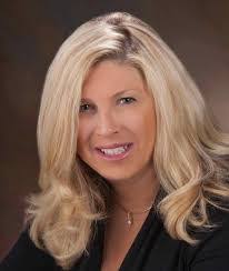 Lori Franz's Instagram, Twitter & Facebook