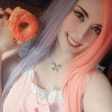 G I V E A W A Y 🌹 Like. Tag a friend in the Comments. Share. For a chance  to win: 15 Tender Dinner 2 Family Sides Gallon Tea OR 6