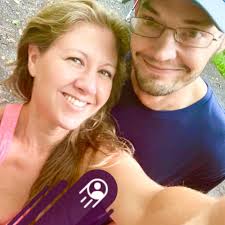 Selling for $160 retails for over $700 Pepin TM White Enameled Cast Iron  Kitchen Sink 33" ٦ x 181/4" w x 9" D Under-Mount Mount Single- Bowl Blanco  Hierro fundido esmaltado fregadero