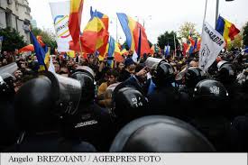 ,,george simion și acțiunea 2012 a făcut mult mai mult pentru românii din timoc și pentru salvarea limbii române în timoc decât statul român. Jandarmerie George Simion È™i AlÈ›i Trei Protestatari De La MarÈ™ul LuptÄƒ Pentru Basarabia AmendaÈ›i Cu Cate 3 000 De Lei