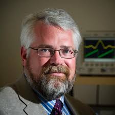 SIUE's Shaw and Noble Receive Patent for Digital Potentiostat Circuit and  System