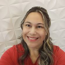 Alguém procurando? Fêmea dócil de aproximadamente anos ! Brincalhona, chora  e uiva! Deve estar com saudade de casa! Eu encontrei perto Adifi ontem à  noite! 45999675594! Alguém pode dar lar temporário? Dou