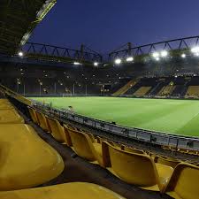 Смотреть трансляции смотрите в прямом эфире. Bvb Stadion Wird Corona Hilfscenter