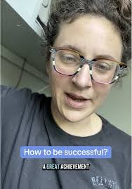 Amanda Sohl's Instagram, Twitter & Facebook