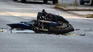 Sulla strada statale 45 in località cernusca, in provincia di piacenza a causa del violento impatto fra un'automobile ed un furgone il traffico è stato temporaneamente bloccato. Incidente Stradale Strada Statale 12 Vo Sinistro Di Avio 53enne Veronese In Terapia Intensiva A Trento Feriti