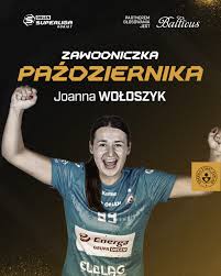 Joanna Wołoszyk wróciła do gry w WIELKIM stylu! 👏 Rozgrywająca Energa  Start Elbląg zanotowała w październiku 25 bramek i 15 asyst 💪 Partnerem  tytułu zawodniczki miesiąca jest Balticus Polska ⌚️