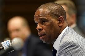 Davis begins process of putting own touches