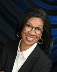 Kristen Abraham's Instagram, Twitter & Facebook