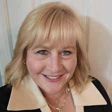 FROM THE NEWSROOM: (PUTNAM) Andover Town Administrator Joe Higgins was  chosen by the Putnam Board of Selectmen tonight to be the next Town  Administrator of Putnam. Tune in tomorrow for the full