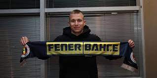 Fenerbahçe, attila szalai ile 4.5 yıllık sözleşme imzalandığını duyurdu. Attila Szalai Attilaszalai Fenerbahce Aktuell Facebook