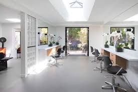 Aura is one of santa monica's leading luxury salons. Local Hair Salons Los Angeles Beauty Guide