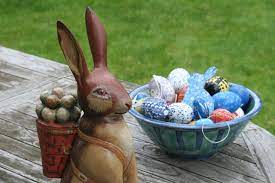 Dabei gibt es keine festgeschriebene regel, wann genau das feuer angezündet wird; Ostern Ein Fest Das Weltweit Gefeiert Wird Die Textiererei