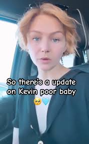 Kevin update, Kris said Kevin tore both ACL and MCL : r/kallmekris