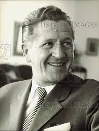 1966 Press Photo SAS president Karl Nilsson in his office