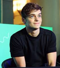 In 2016, martin garrix and bebe rexha were rumored to be dating, while promoting their collaboration single in the name of love. bleta bebe rexha (born august 30, 1989) is an american singer, songwriter and record producer. Imagen De Martin Garrix Dj And Martin Martin Garrix Martin Dj