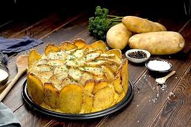 Herzhafter Kartoffelkuchen Mit Kase Und Schinken Kartoffelkuchen Rezepte Lecker Schmecker Rezepte