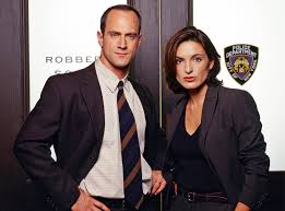 Svu' showrunner hints at more 'organized crime' crossovers beyond premiere 'law & order: See Chris Meloni Mariska Hargitay Tease Law Order Crossover E Online