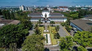 @ tempat wisata jogja dekat malioboro, wisata jogja, wisata di jogja terbaru, wisata jogja 2021 museum sonobudoyo berlokasi disekitar alun alun. Tempat Wisata Di Bandung Sekitar Itb Area Wisata Asia