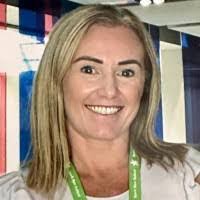 Rochelle Macklin's Instagram, Twitter & Facebook