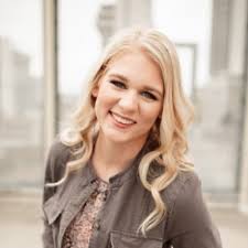 Lindsey Britton (@britton_lindsey)