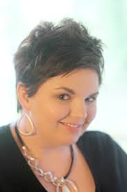 Create your short hair breezy and you will feel confident. Baba Hatar Do Plus Size Short Hair Style Winsomeandgold Com