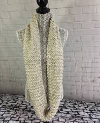 Women's scarves are generally knitted, but they also come in fleece, chenille and faux fur. Beige Chunky Knit Infinity Scarf Knitted Wool Scarf Women S Scarf Winter Scarf Handmade Gift Made In Canada Gifts For Women