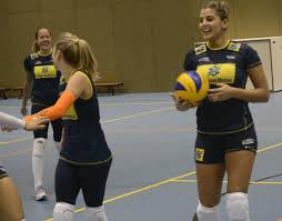 Os ingressos estão a venda nas lojas sport master e no nélio dias. Selecao Feminina De Volei Ja Treina Na Holanda Para O Grand Prix Gazeta Esportiva