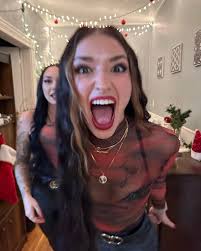 New Year's Eve dump 🤪 surprise at the end 😜 #swipeleft