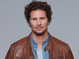 Újabb selyemzsinór Varga Juditnak