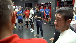 Biographie, âge, equipe, meilleurs arrêtes et vidéos, blessures, photos et bien plus encore sur besoccer. Gran Actuacion Del Portero Del Sevilla Pese A Su Drama Familiar