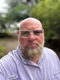 Kellie Tahtinen's Instagram, Twitter & Facebook