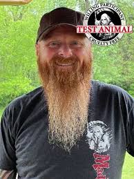 Mandy Beard's Instagram, Twitter & Facebook