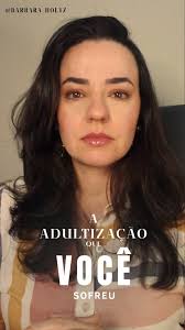 Na Adultização existe uma constante: a exposição a conteúdo adulto, sensual  ou impróprio de forma a fazer com que a criança que assiste ache aquilo  normal e reproduza., E adivinha quem passou por tudo ...