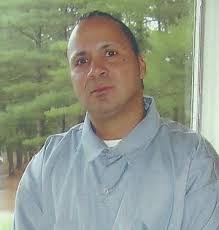 Alejandro Ray's Instagram, Twitter & Facebook