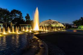 Our coaches are lta (lawn tennis association) qualified and offer individual lessons and group sessions. Queen Elizabeth Park Vancouver Guide