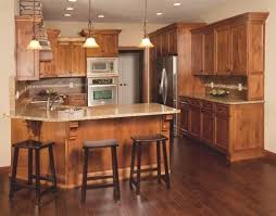 Modern House Designs With Honey Oak Cabinets And Dark Vinyl Floors Yahoo Image Kitchenfloo Alder Kitchen Cabinets Custom Kitchen Cabinets Kitchen Design Small