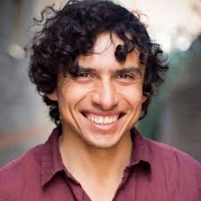 That's it! #SUPERMAN crosses the 250M mark, ready to beat #ManOfSteel's  entire run at US #BoxOffice