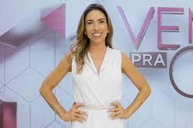 Patricia abravanel by jequiti is a amber fragrance for women.patricia abravanel was launched in 2015. Patricia Abravanel Se Pronuncia Apos Fala Homofobica Buscando Aprender 02 06 2021 Televisao F5