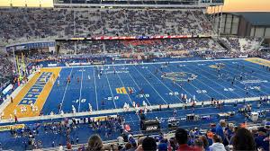 I will be the featured artist at the Tuesday Tunes Series @ Heritage  Restaurant and Bar