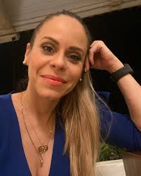 En el descaso de la cantadera de hoy. : : #singerlife #songs #dance  #hotelsinger #puertorico #fridaynight #viernes