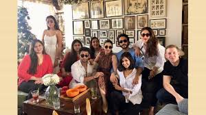 Karishma kapoor date of birth is 25th of june 1974 and her birthplace mumbai maharashtra india. 15 Pictures And Videos That Take You Inside The Royal Kapoor Family House Gq India