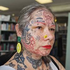 Helena Meyer (@the.friendly.freak) • Threads, Say more