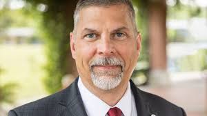 Florida Tech names U. of New Orleans leader Nicklow as new president