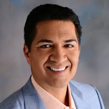 Life has a way of coming full circle... Literally… Six and a half years ago  I left the morning show at KPRC in Houston, Texas and moved the family to  Los Angeles,