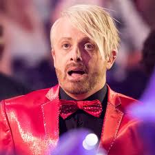 Ross antony is a british music star, vocalist and tv character that got popularity as a participant of the r bro'sis dissolved in 2006. Ross Antony Uber Bro Sis Wir Hatten Keinen Richtigen Abschied Bunte De