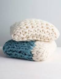 I would recommend this seller. Arm Knitting Tutorial For 7 Free Chunky Knit Yarn Projects