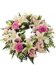 Provide love and support to a family member or friend grieving the loss of a loved one with a thoughtful arrangement of funeral flowers. Friendship Funeral Wreath Funeral Flower Arrangement For Close Friend Or Family Member